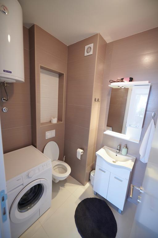Modern Luxurious Apartment バニャ・ルカ エクステリア 写真