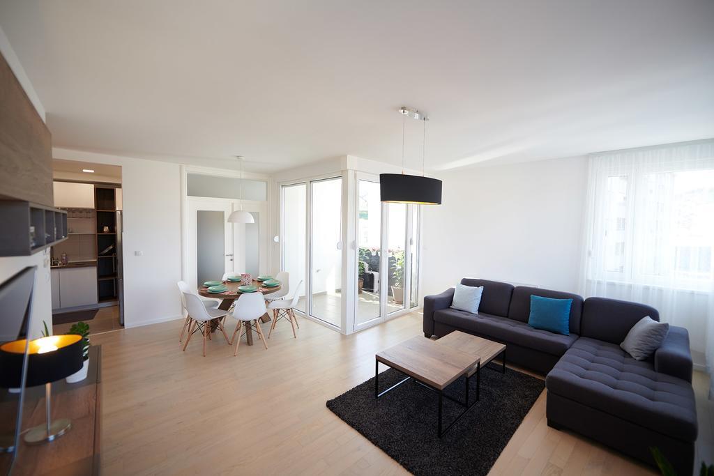 Modern Luxurious Apartment バニャ・ルカ エクステリア 写真